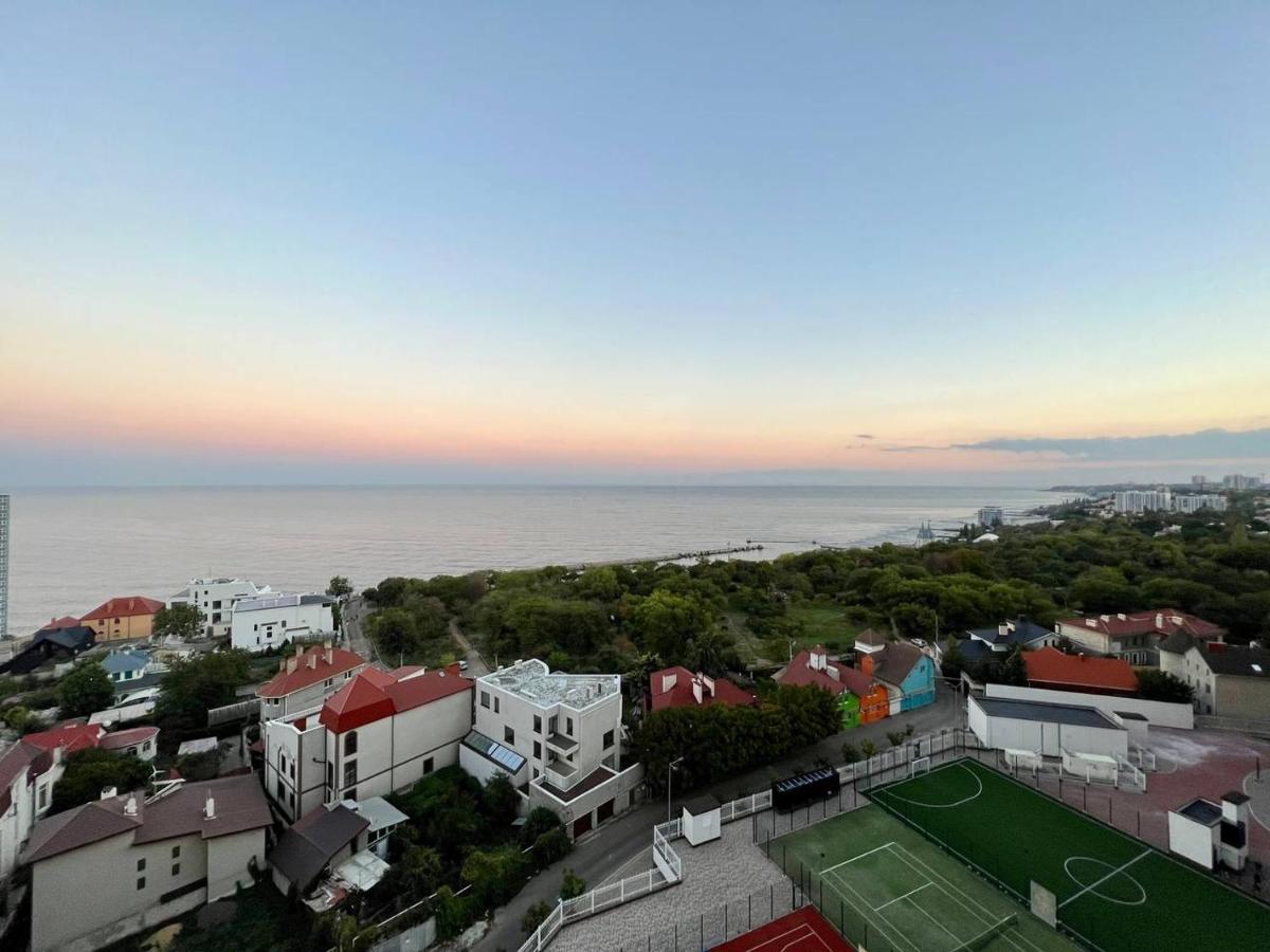 44 Pearl Stylish 1-Bedroom Apartment Odesa Exterior photo